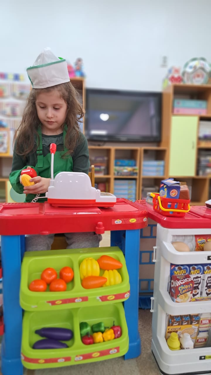 Сюжетті  - рөлдік ойын: 'SUPER market'